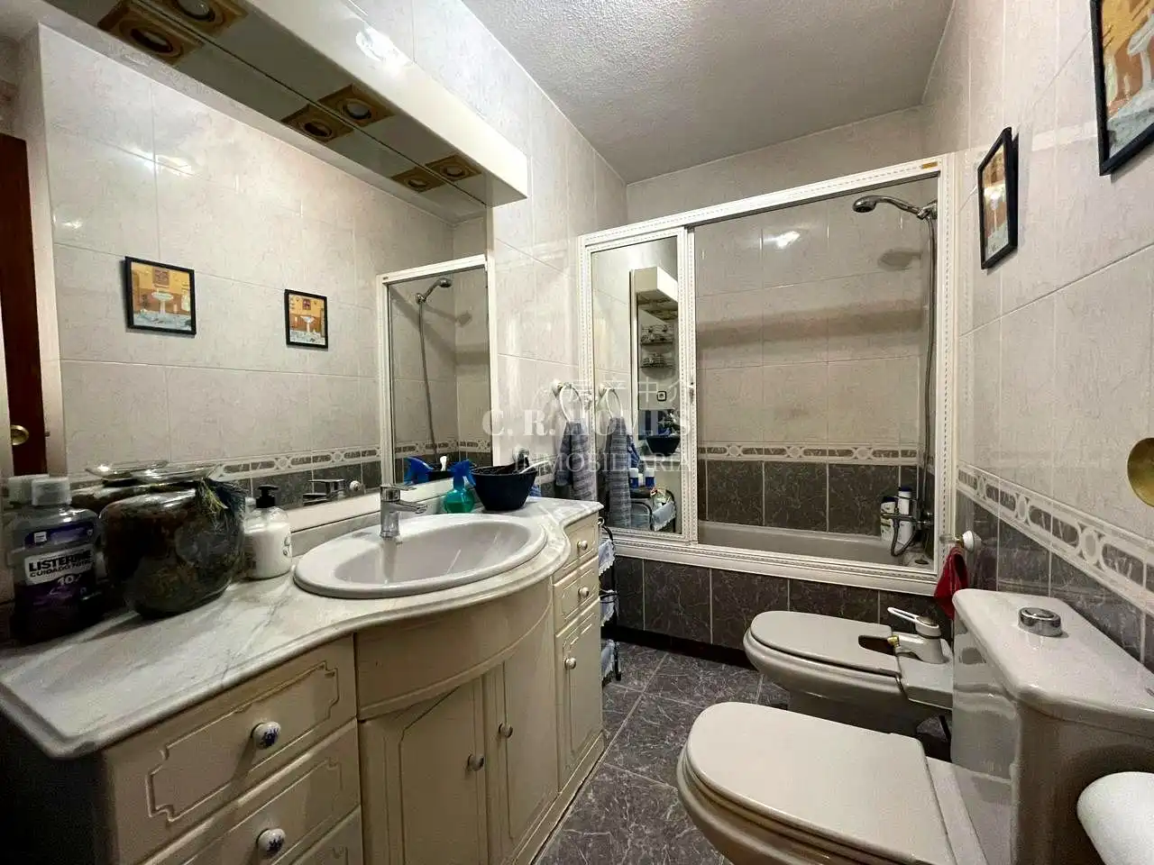 Bathroom of Flat for sale in Getafe  with Air Conditioner, Heating and Terrace
