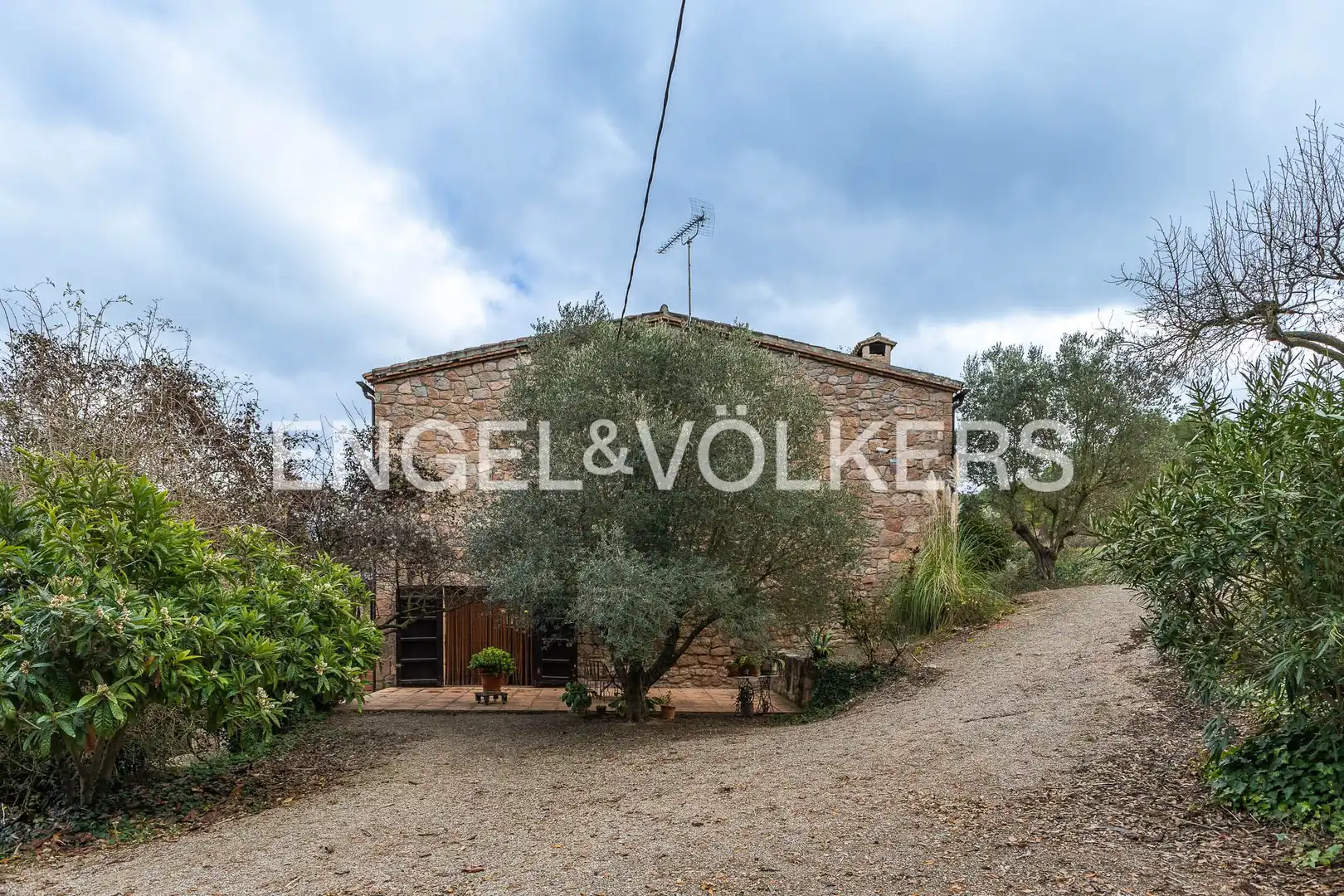 Vista exterior de Finca rústica en venda en Aguilar de Segarra amb Calefacció, Jardí privat i Terrassa