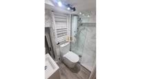 Bathroom of Duplex for sale in Salamanca Capital