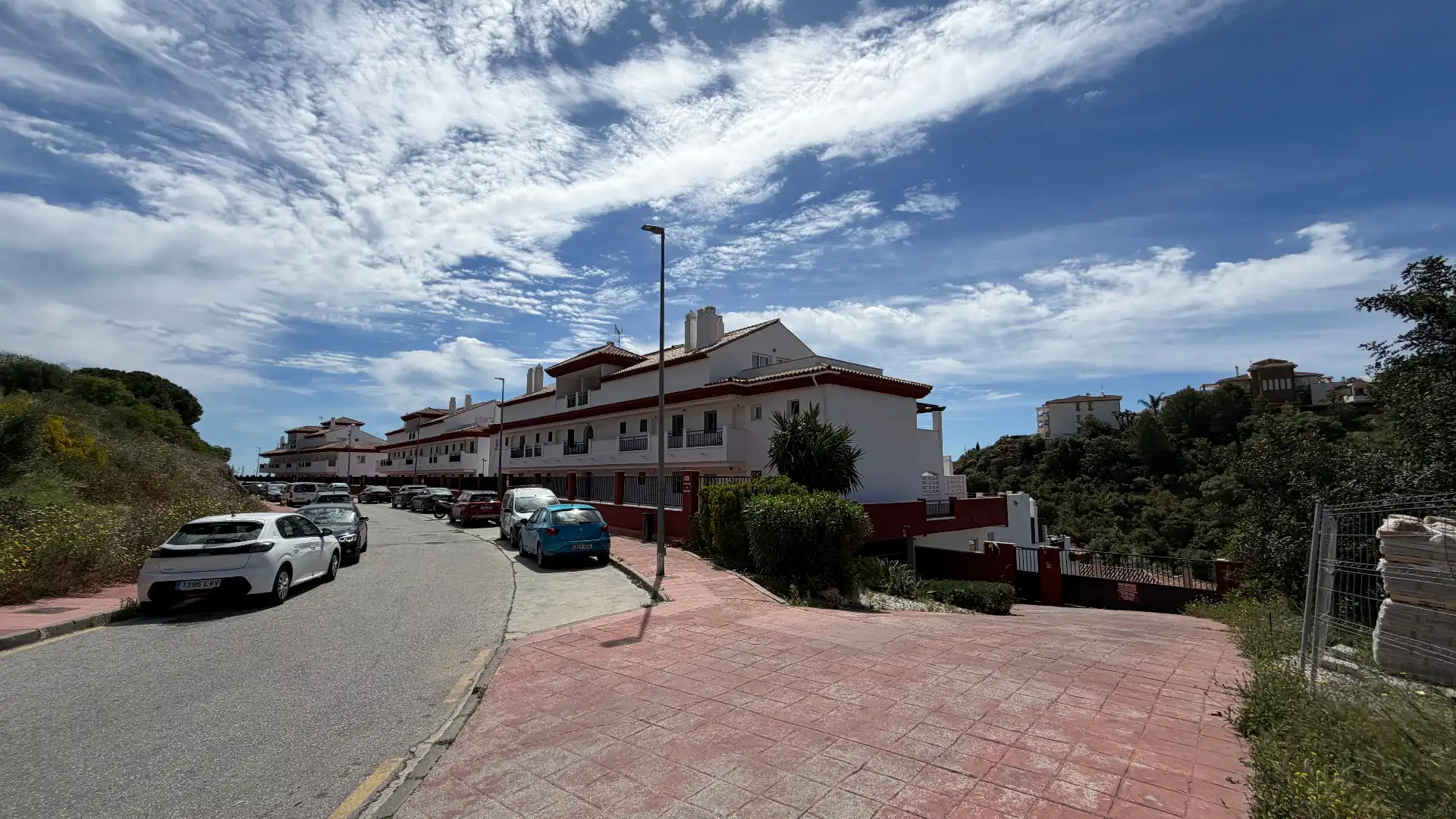 Außenansicht von Garage zum Verkauf in Benalmádena