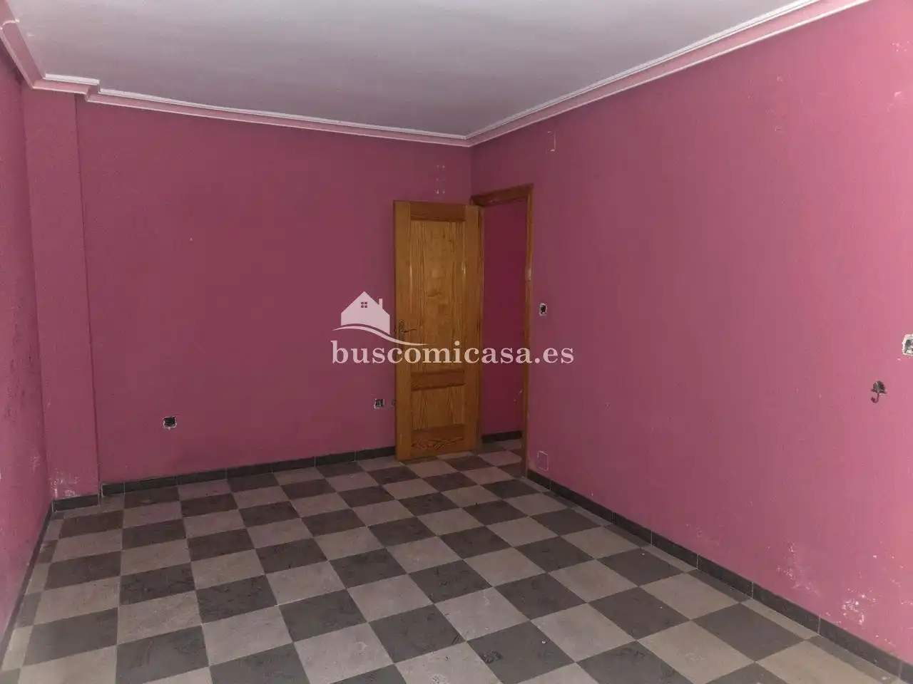 Piso en venta en Torredonjimeno con Terraza y Balcón