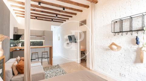 Foto 5 de Pis en venda a Carrer de Sant Antoni Abat, El Raval,  Barcelona Capital