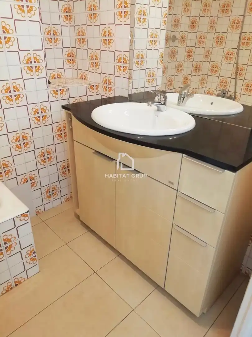 Bathroom of Flat for sale in Súria  with Terrace