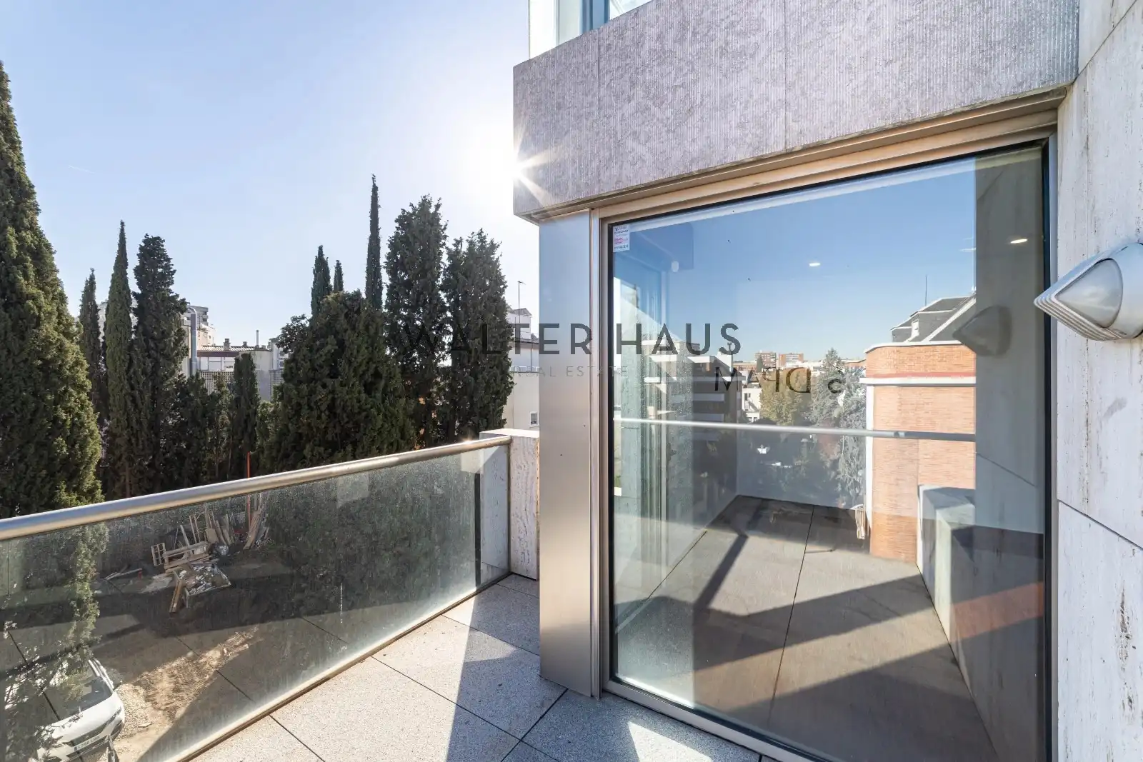 Terraza de Piso en venta en Madrid con Aire acondicionado, Calefacción y Jardín privado