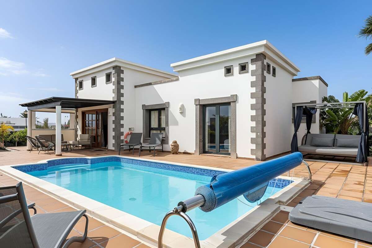 Piscina de Casa o chalet en venta en Yaiza con Piscina y Amueblado