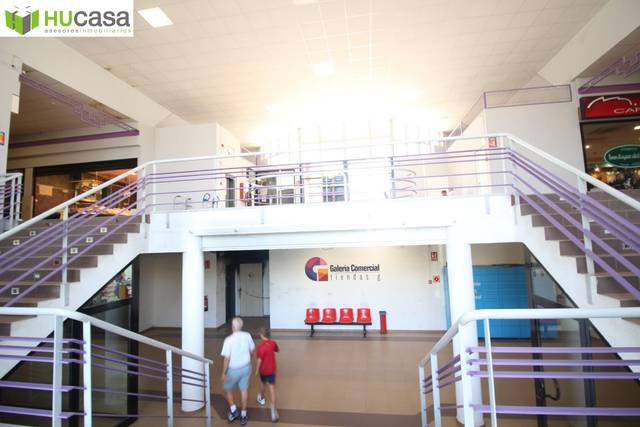 Local comercial en Venta en Santa María de Benquerencia
