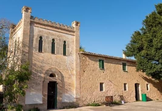 Vista exterior de Finca rústica en venda en  Palma de Mallorca amb Jardí privat