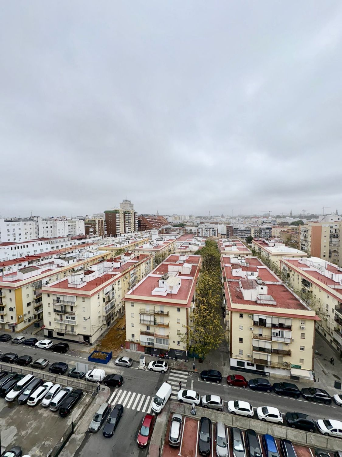 Vista exterior de Piso en venta en  Sevilla Capital con Aire acondicionado, Calefacción y Terraza