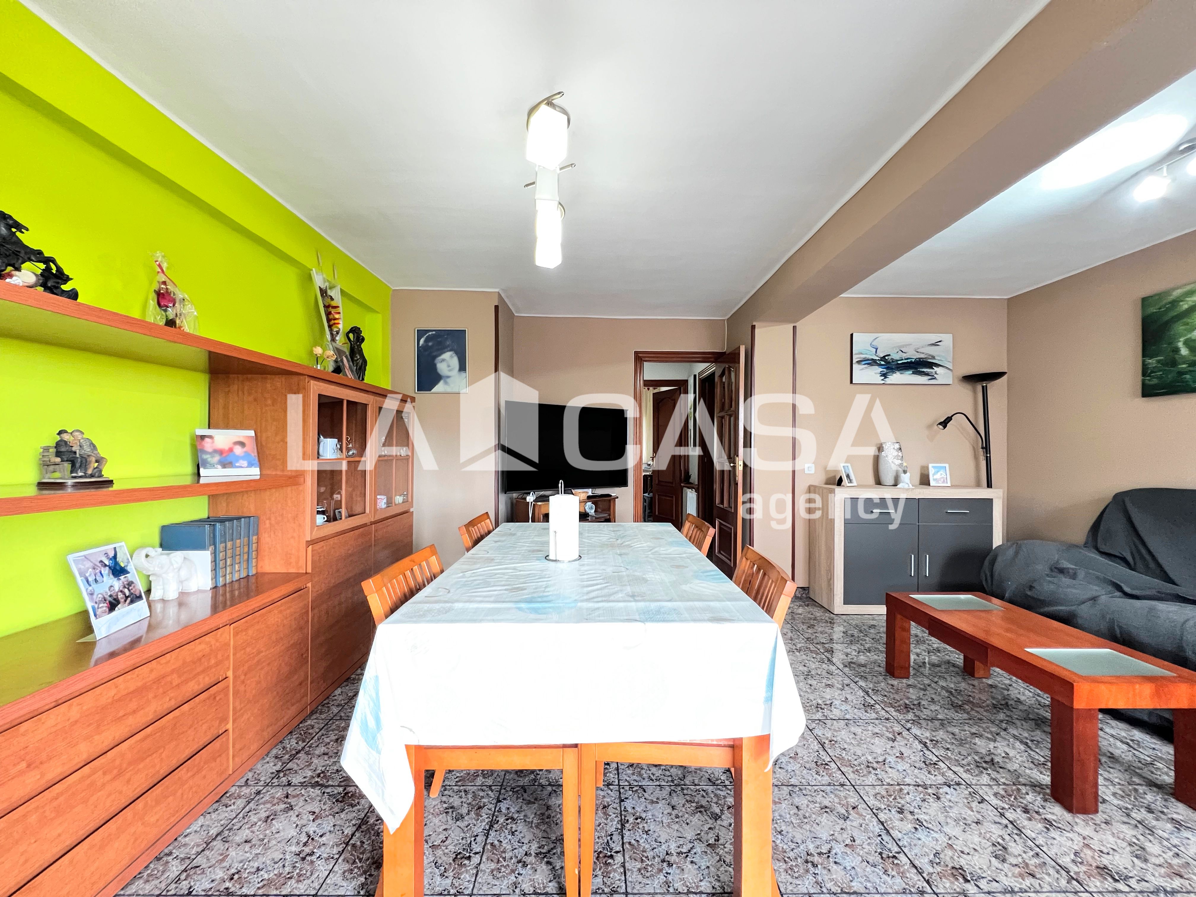 Flat for sale in Llefià, Artigues - Llefià, Badalona