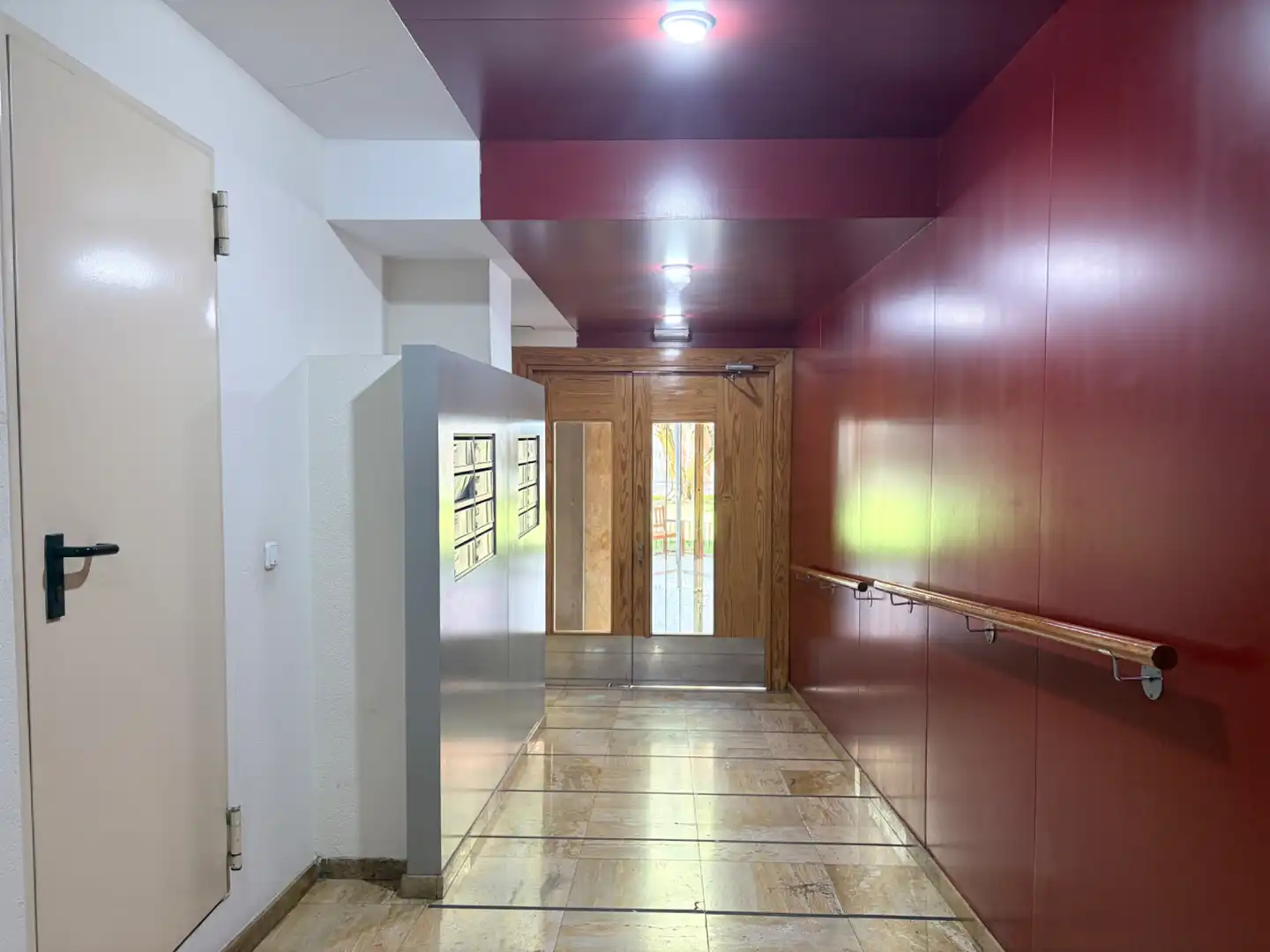 Maisonette zum Verkauf in Murcia mit Klimaanlage, Terrasse und Abstellraum