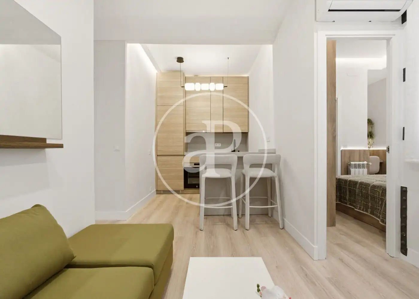 Piso en venta en  Madrid Capital con Aire acondicionado, Calefacción y Amueblado