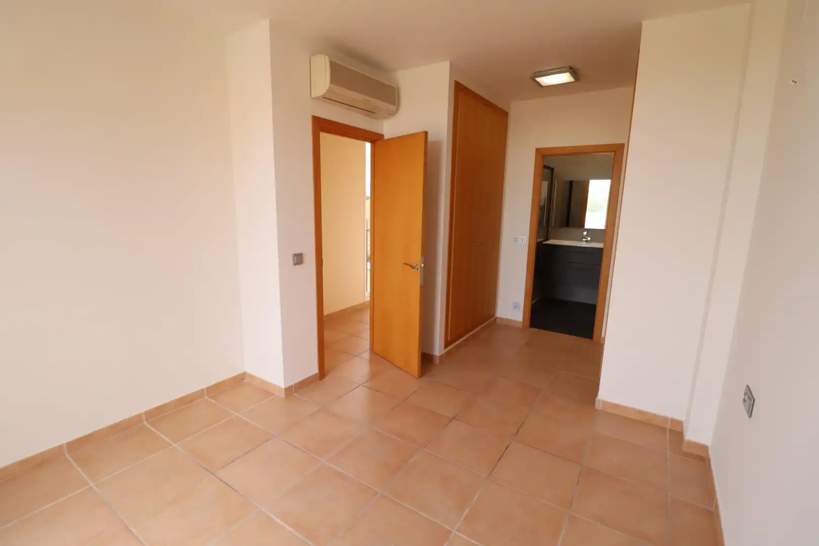 Casa pareada con jardín en alquiler en Pobles del Nord, imagen 25