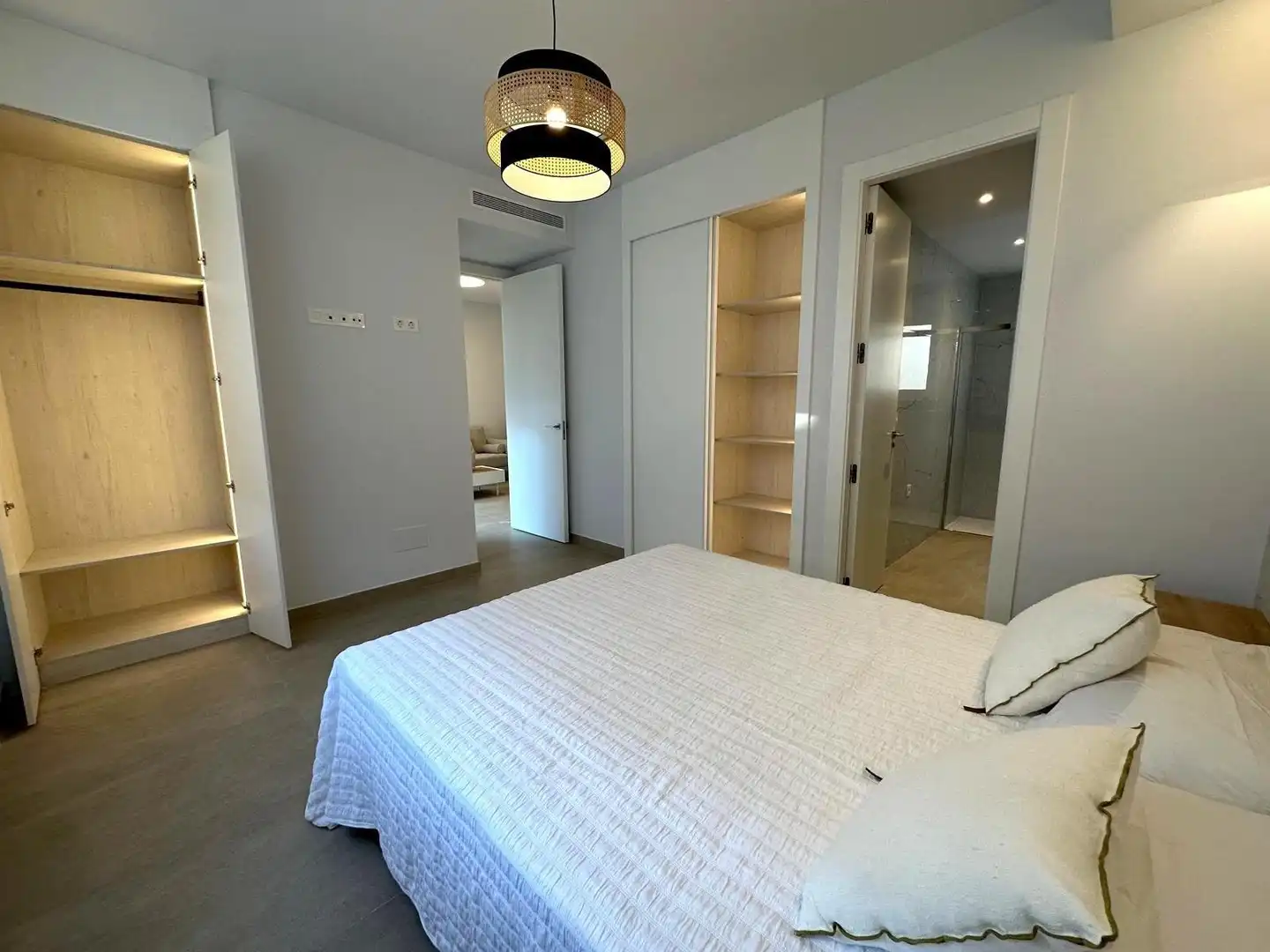 Apartment with pool for sale in Playa de los Locos, imagen 6