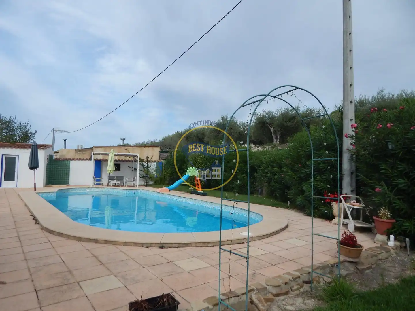 Piscina de Casa o xalet en venda en Ontinyent amb Calefacció, Jardí privat i Terrassa