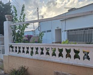 Vista exterior de Casa o xalet en venda en Sant Jaume d'Enveja amb Jardí privat, Terrassa i Traster