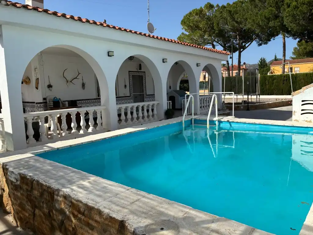 Houses for sale in Olocau