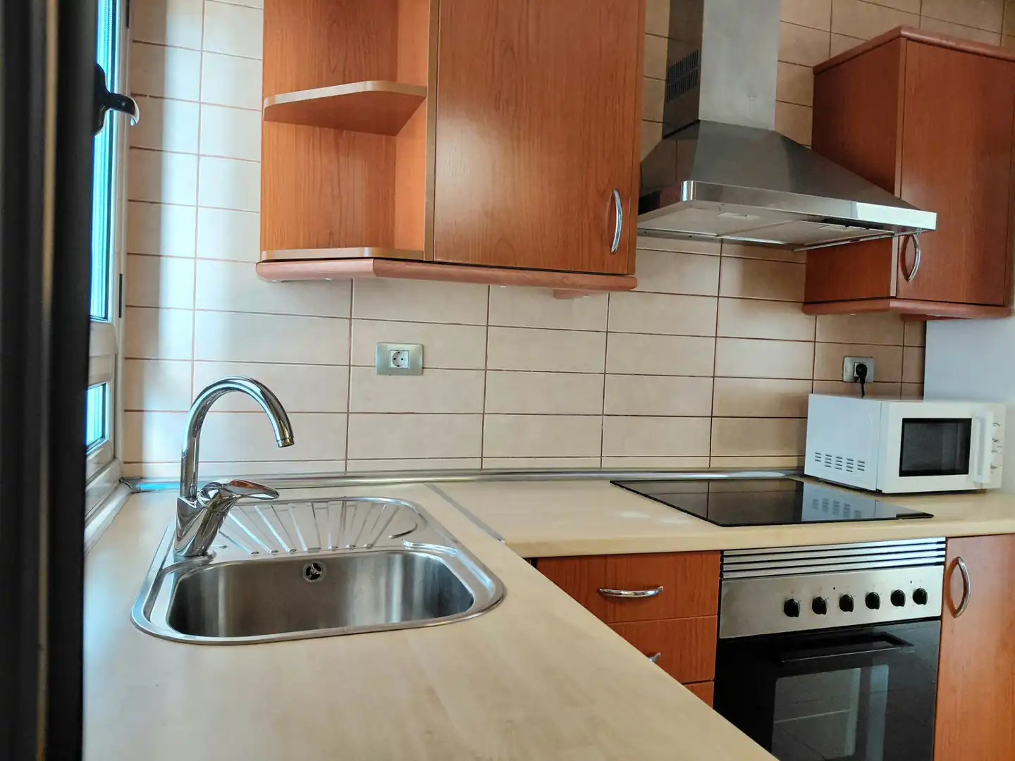 Kitchen of Flat for rent in Las Palmas de Gran Canaria  with Furnished, Oven and Washing machine
