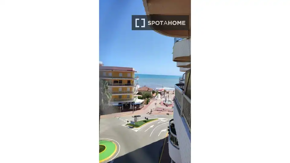 Vista exterior de Piso de alquiler en Tavernes de la Valldigna con Aire acondicionado, Calefacción y Amueblado