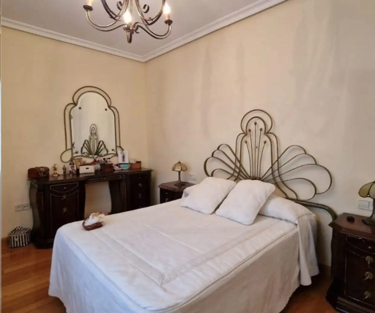 Schlafzimmer von Maisonette zum Verkauf in Plasencia mit Klimaanlage, Heizung und Terrasse
