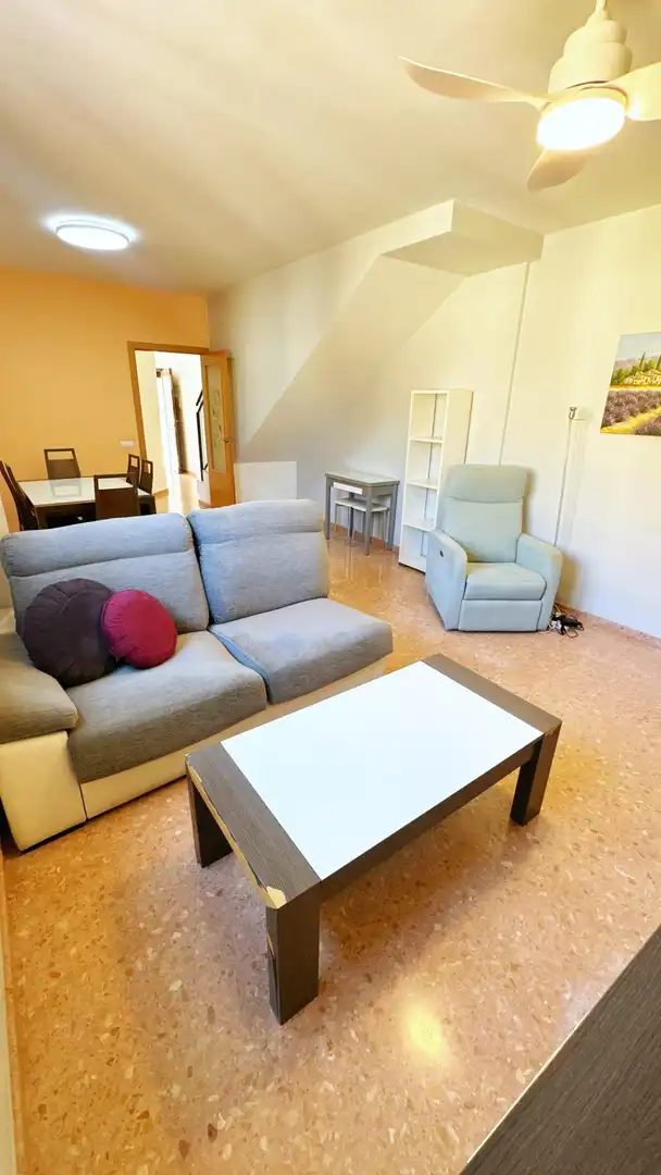 Sala de estar de Casa adosada en venta en Castelló de Rugat con Aire acondicionado, Calefacción y Jardín privado