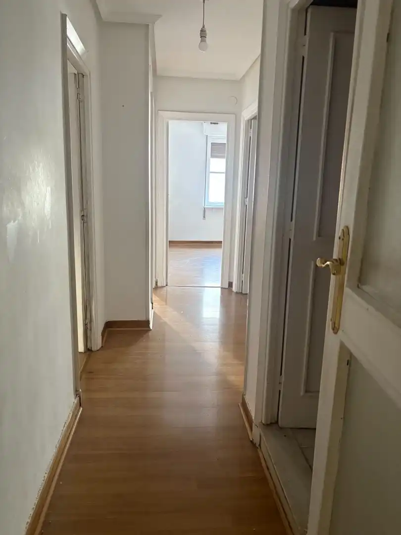 Wohnung zum Verkauf in Oviedo  mit Heizung