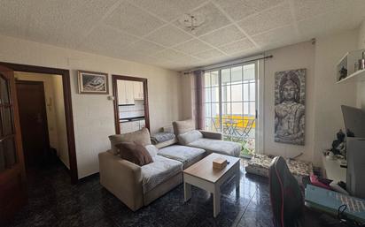 Sala d'estar de Pis en venda en Viladecans amb Calefacció