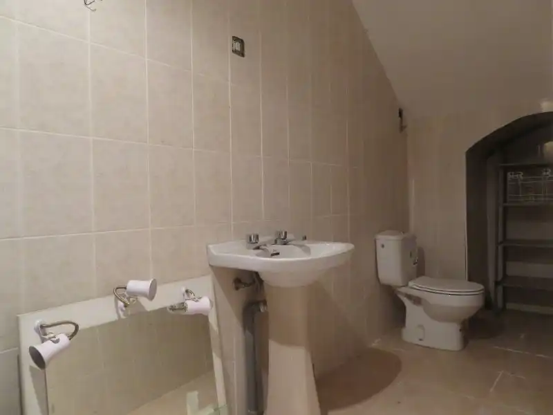 Baño de Casa o chalet en venta en Cuadros con Calefacción y Trastero