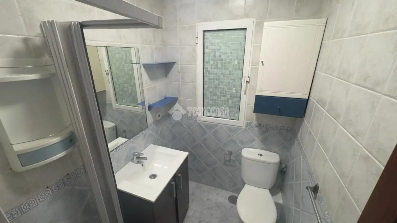 Bathroom of Flat for sale in Málaga