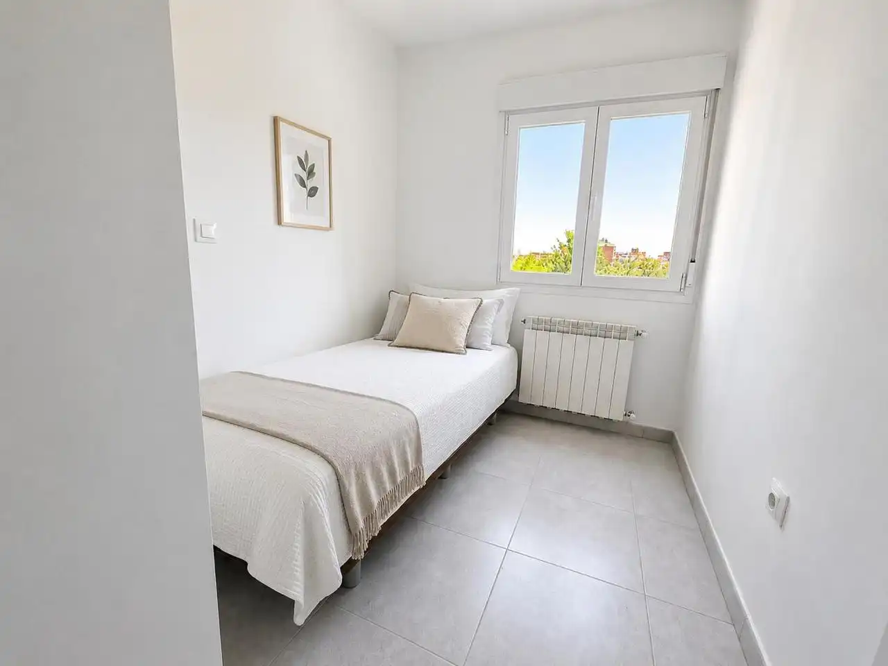 Habitación de Piso para compartir en Madrid con Aire acondicionado, Calefacción y Amueblado