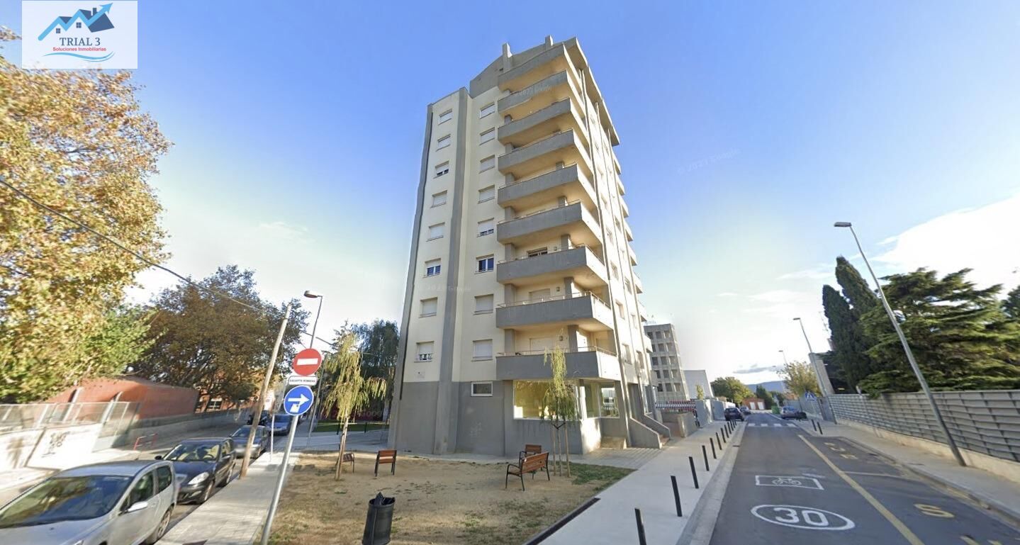 Vista exterior de Piso en venta en Figueres con Terraza y Balcón