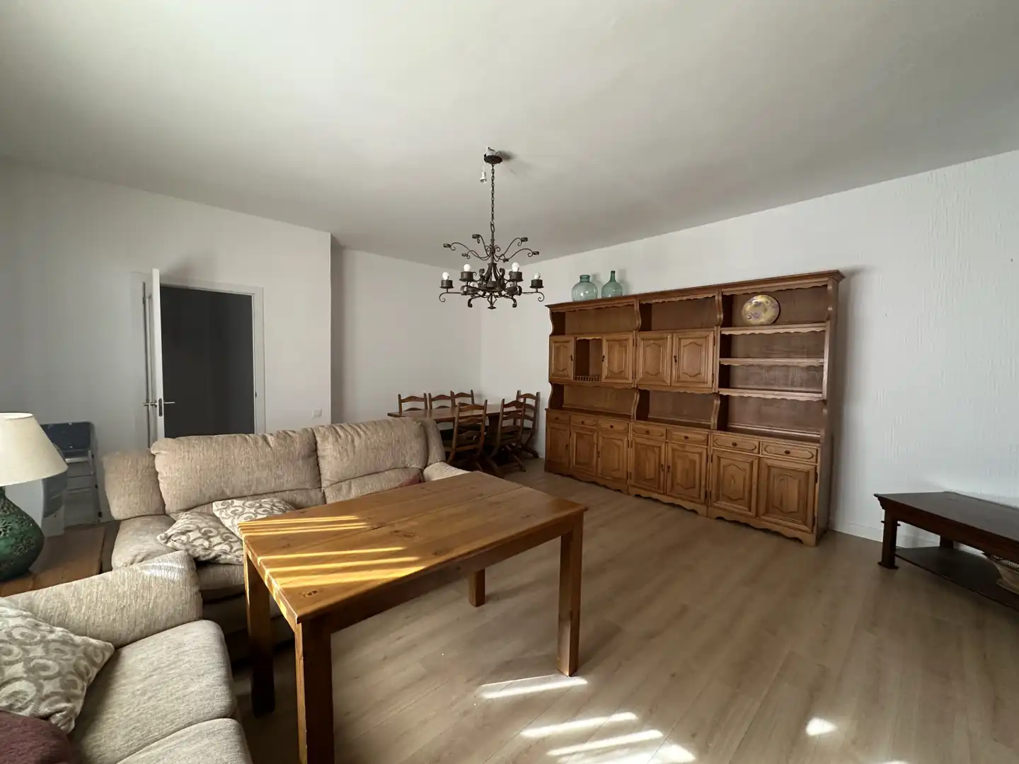 Sala de estar de Casa o chalet en venta en Baeza con Aire acondicionado, Jardín privado y Trastero