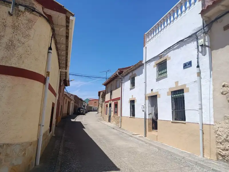 Vista exterior de Casa o xalet en venda en San Cebrián de Mazote amb Terrassa