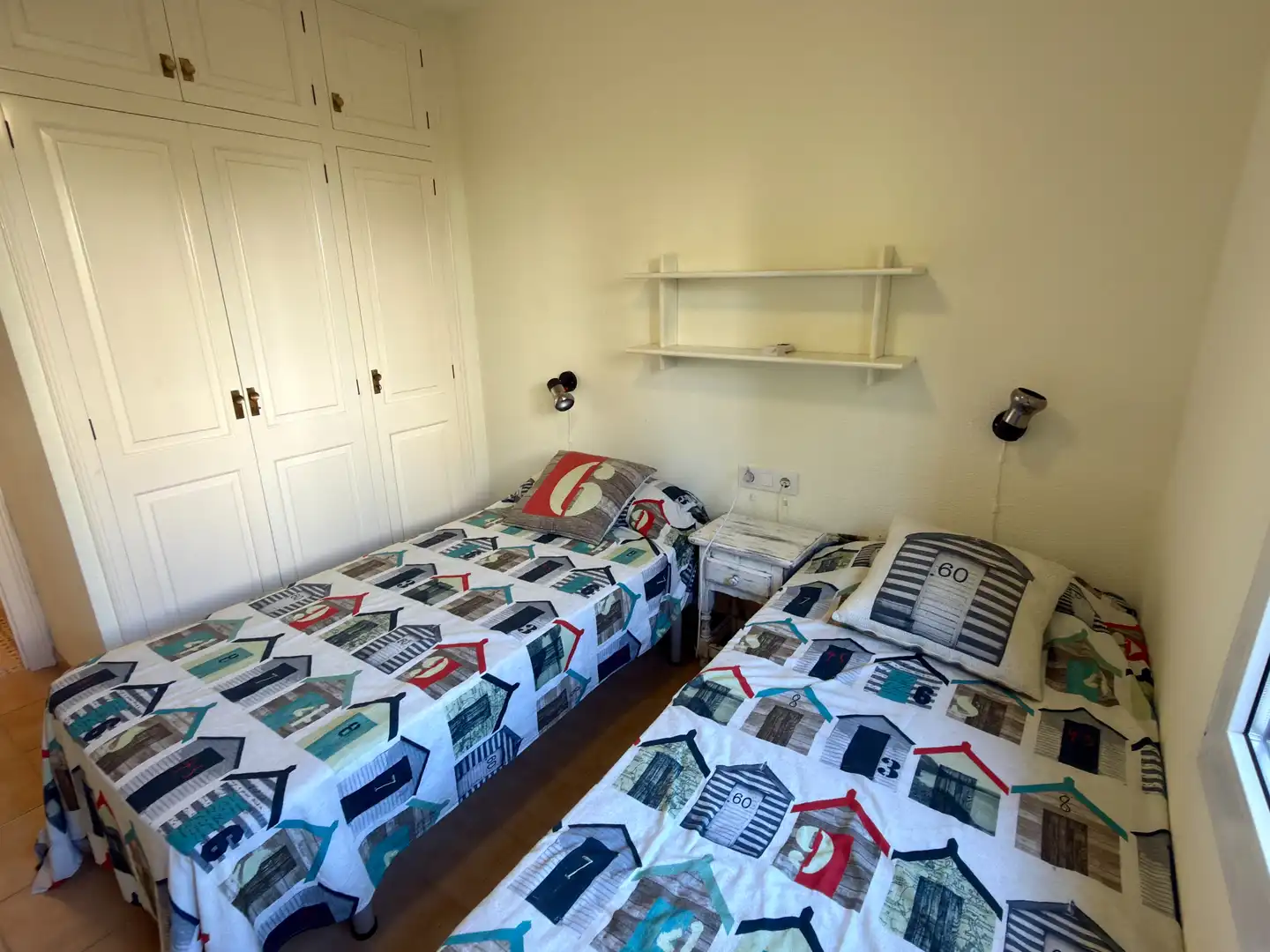 Schlafzimmer von Wohnungen zur Miete in Palafrugell mit Heizung, Privatgarten und Möbliert