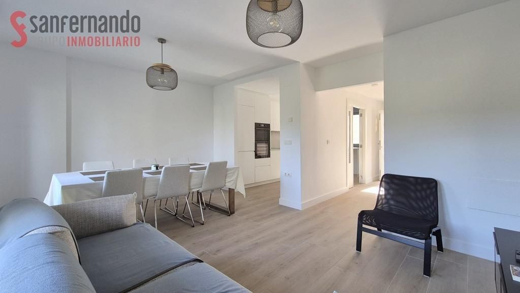 Attic for sale in Renedo