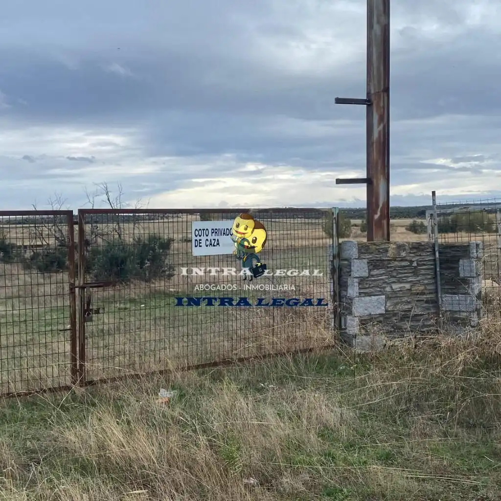 Exterior view of Land for sale in Miranda de Azán