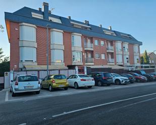 Exterior view of Duplex for sale in Las Rozas de Madrid  with Air Conditioner, Parquet flooring and Terrace