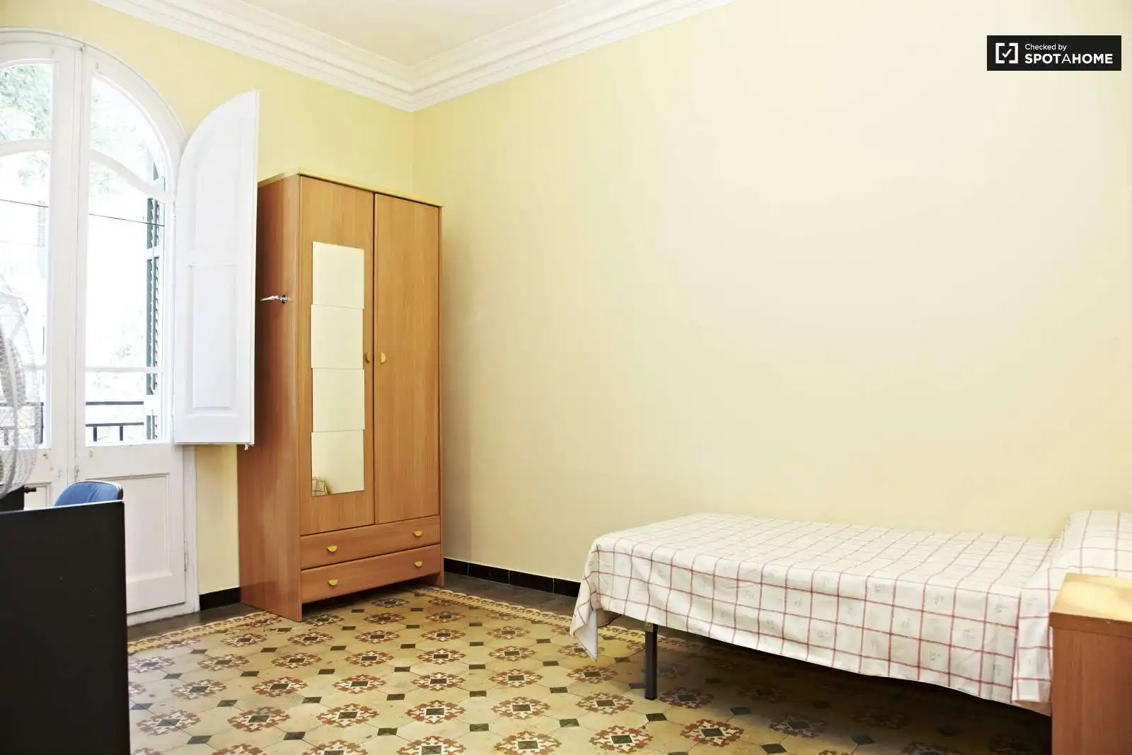 Habitación en La Nova Esquerra de l'Eixample