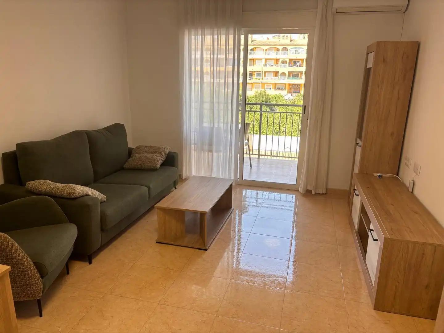 Living room of Apartments for rent in Almoradí  with Furnished, Oven and Washing machine