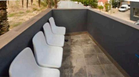 Foto 2 de Casa adosada en venta en Avenida Constitución, Orihuela ciudad, Orihuela