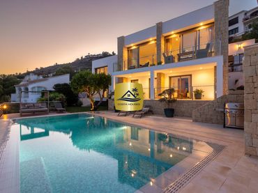 Xalet amb piscina en venda a Puerto