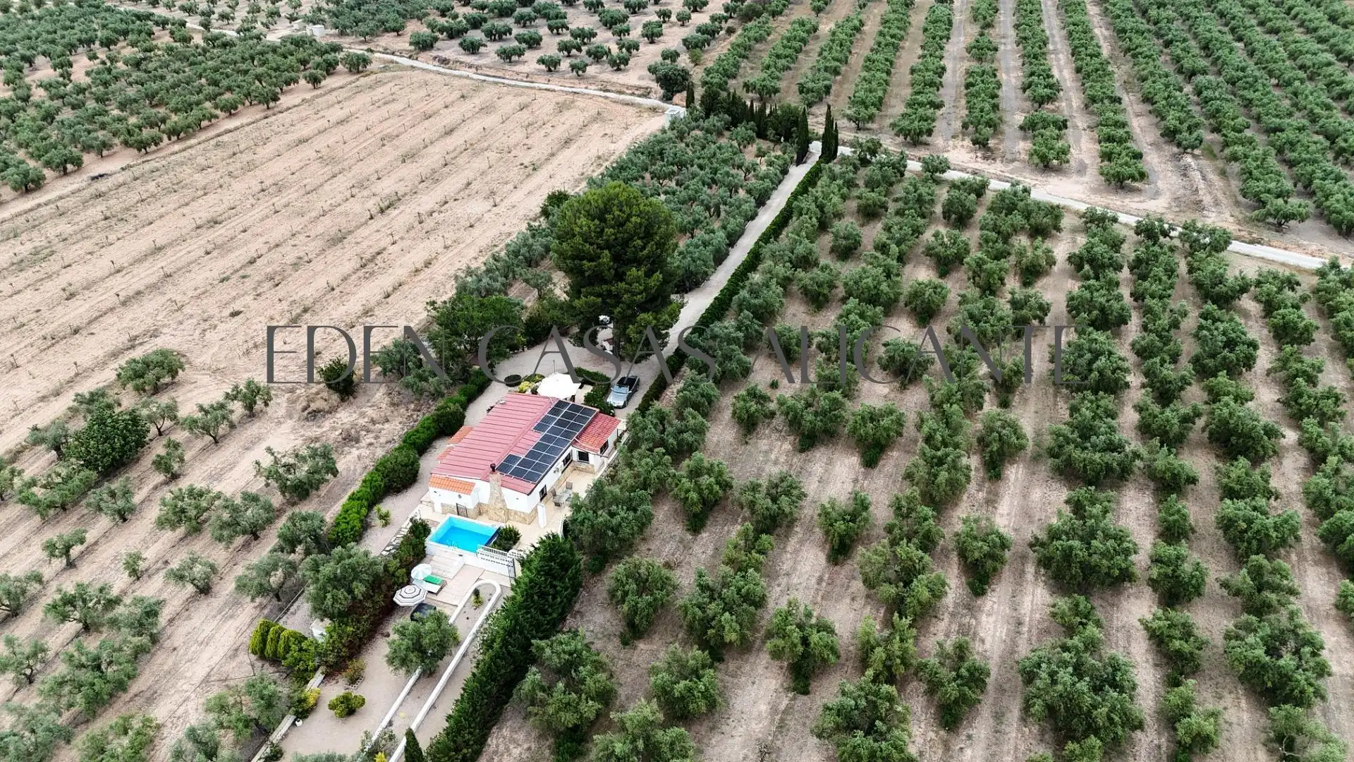 Casa o chalet en venta en Biar con Aire acondicionado, Calefacción y Jardín privado