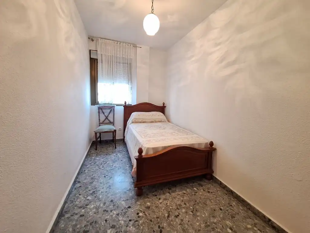 Flat for sale in Calle Canonigo, Arenal - La Pólvora