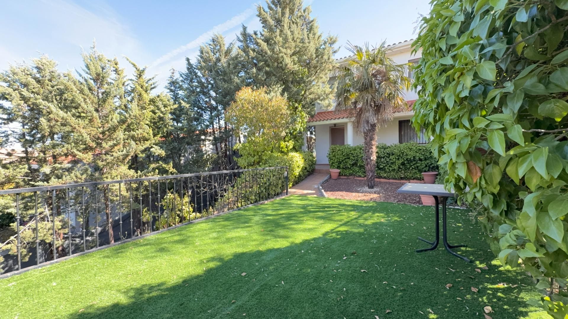 Jardí de Casa o xalet en venda en Hita amb Calefacció, Jardí privat i Terrassa