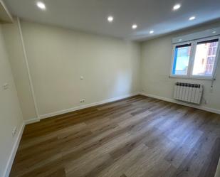 Flat to rent in Gijón   with Heating
