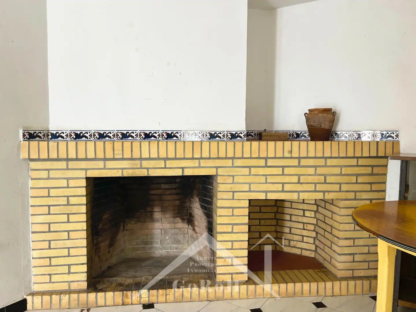 Sala d'estar de Casa o xalet en venda en Almadén de la Plata amb Jardí privat, Terrassa i Traster
