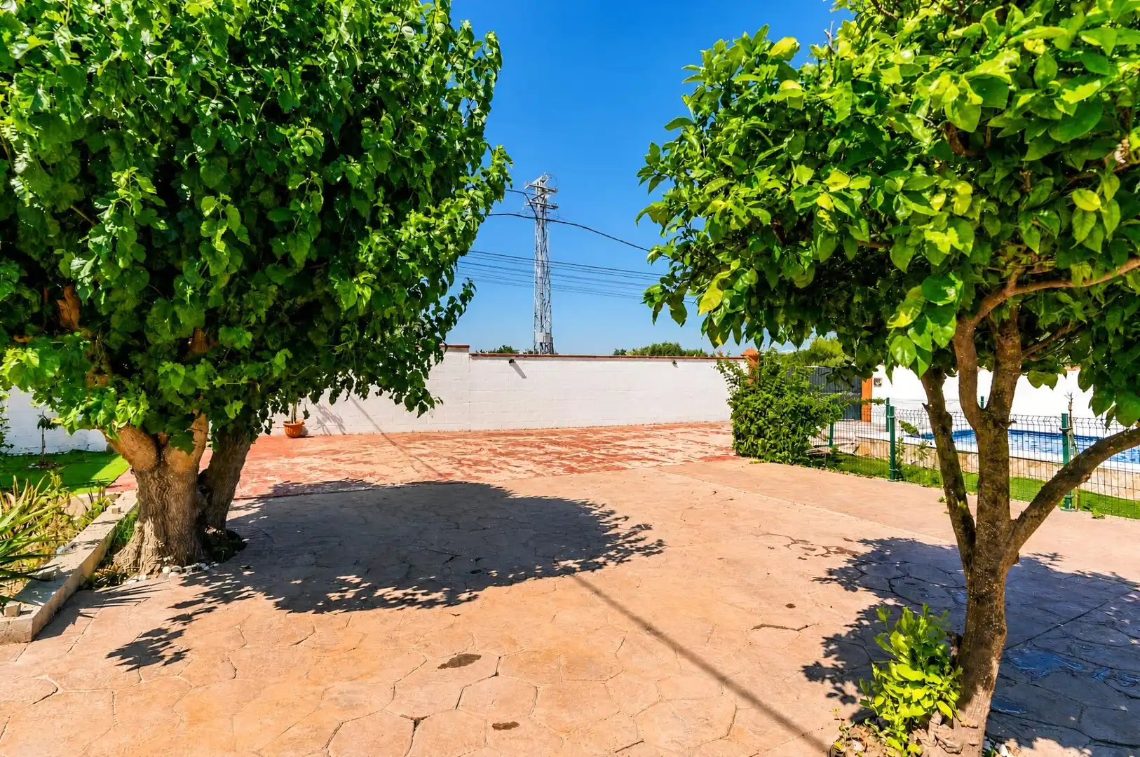 Jardí de Casa o xalet en venda en Chiclana de la Frontera amb Aire condicionat, Jardí privat i Terrassa
