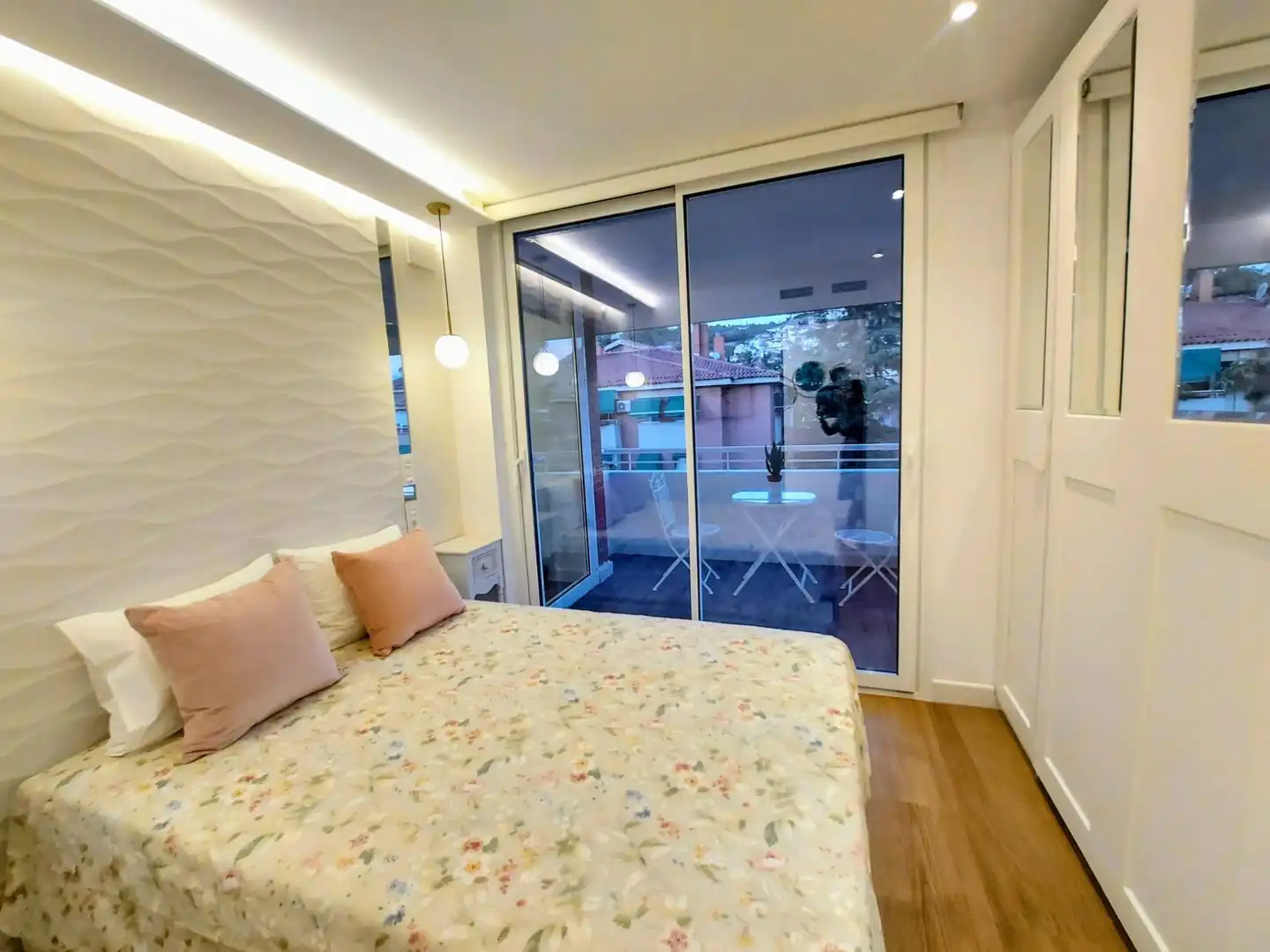 Schlafzimmer von Wohnung zur Miete in Granada mit Klimaanlage, Heizung und Möbliert