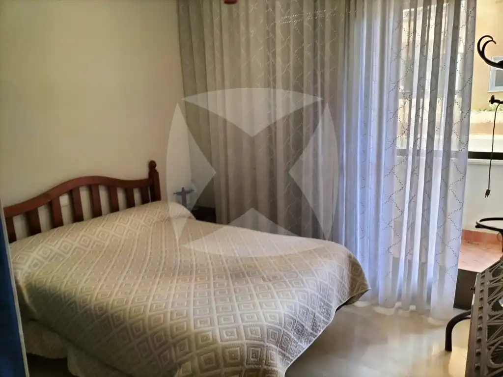 Dormitori de Pis en venda en Badajoz amb Aire condicionat, Calefacció i Terrassa