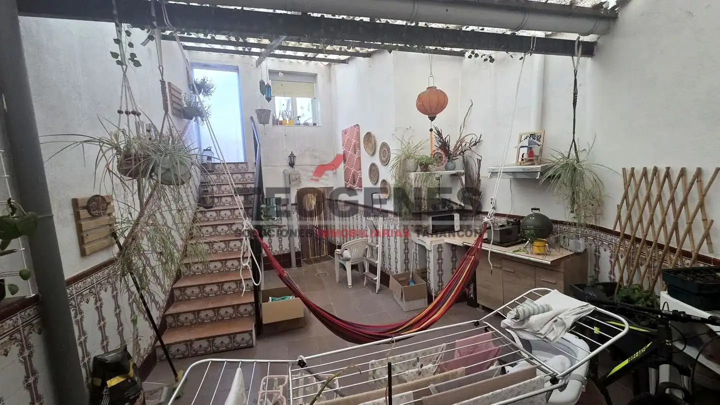 Casa o xalet en venda en Santa Cruz de la Zarza amb Aire condicionat i Calefacció