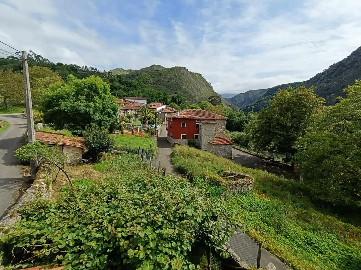 Vista exterior de Casa o chalet en venta en Llanes con Calefacción, Terraza y Trastero